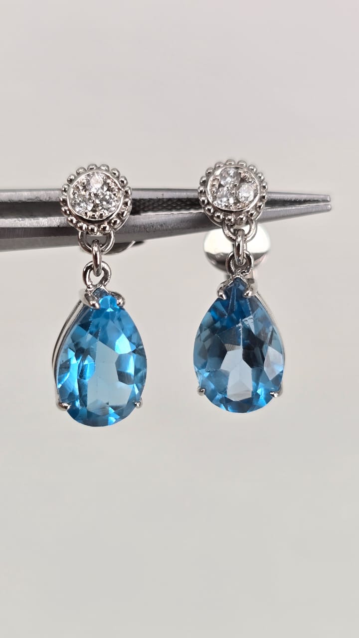 Blue Topaz 4 Carats: Radiant Elegance - Image 3