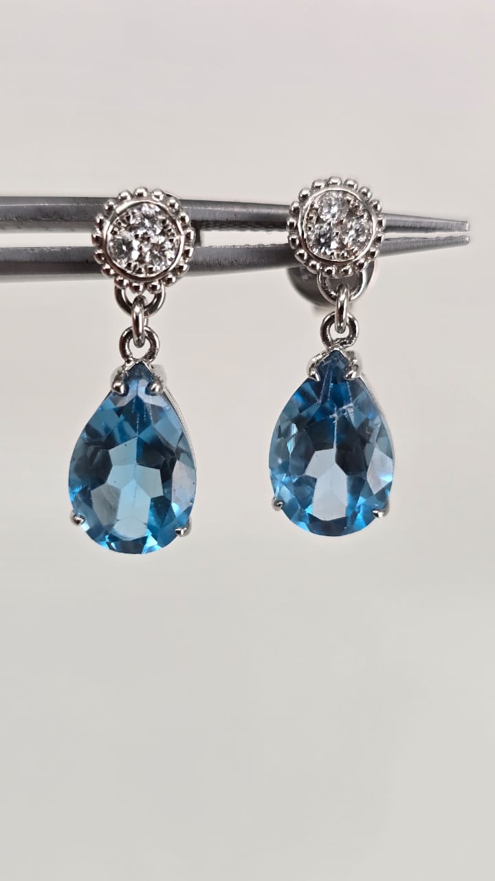 Blue Topaz 4 Carats: Radiant Elegance - Image 2
