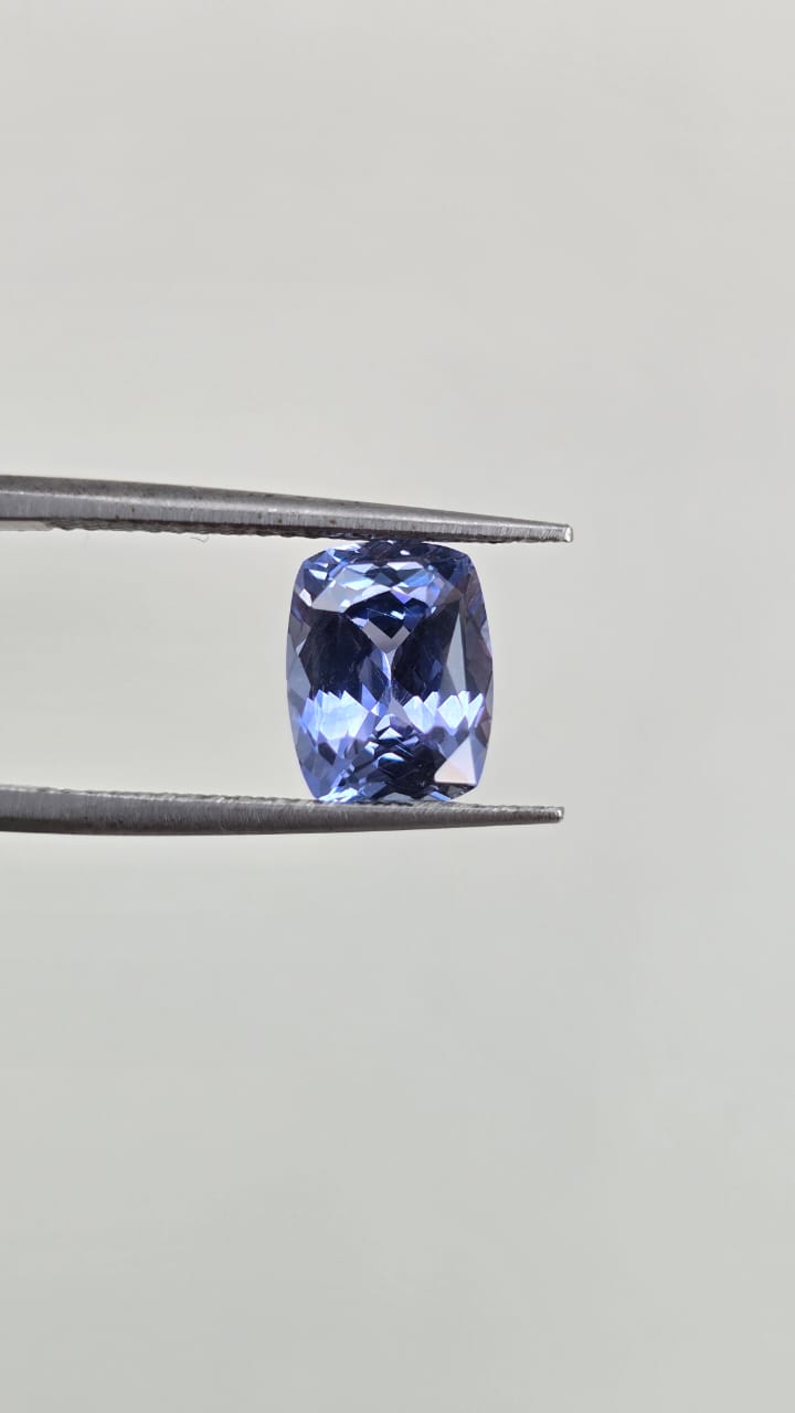 Natural Blue Sapphire - Image 3